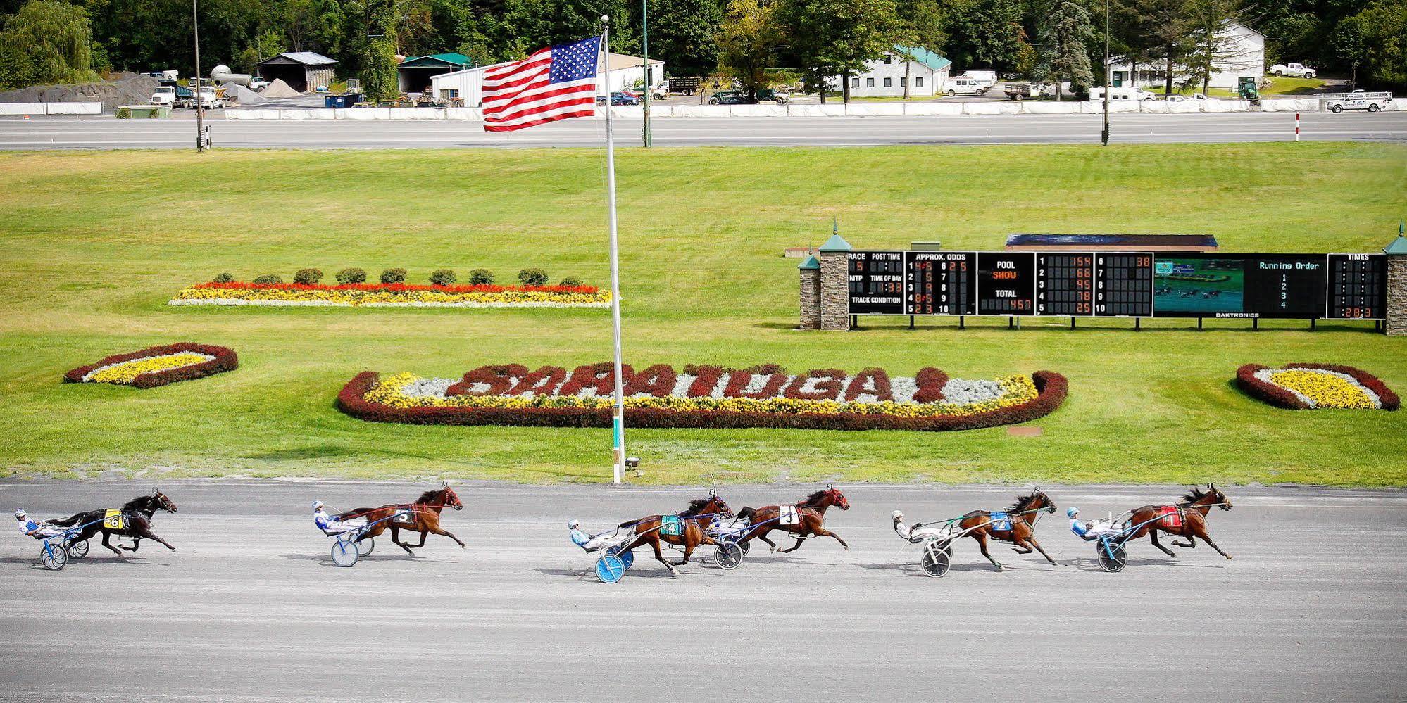 Saratoga Casino Hotel Saratoga Springs Exteriér fotografie
